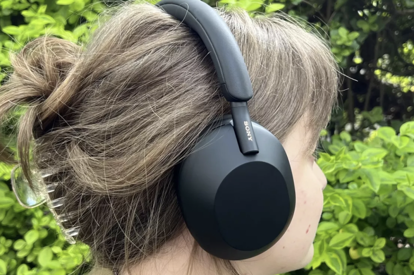 Review Sony WH-1000XM6, Evolusi Baru Headphone Premium di 2025